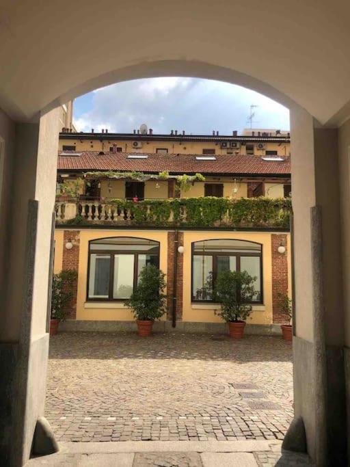 Appartamento Porta Romana Milán Exterior foto